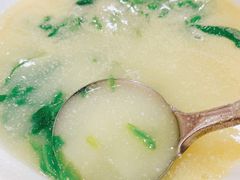 -泸沽肴(泸沽湖大洛水村农村信用社旁店)