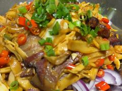 -三湘四水正宗湘菜(君峰路店)