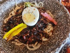 辣辣炸酱面-KCOOKING概念韩餐(世茂52+店)