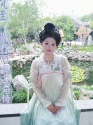 -梦回汉唐汉服旗袍体验馆(拙政园店)