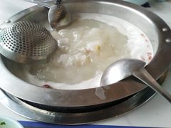 -马家斑.鲜鱼火锅(松湖万科店)