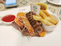 牛油香煎越南虎虾拼三角肥牛扒-美森西餐厅(曙光大道店)