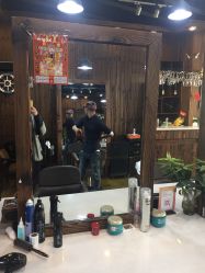 -PE SALON