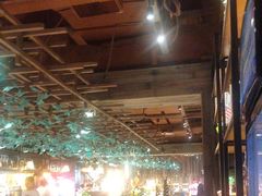 -领鲜活海鲜榴莲自助火锅(东门店)