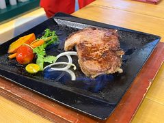 -米德维奇俄式西餐厅(西六道街店)