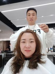 -Z.X HAIR SALON张新美业