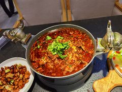 -万重锦·人文川菜馆(骡马市店)