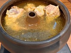 -云海肴·汽锅鸡·云南菜(天山百盛优客店)