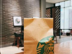 -星巴克臻选(南京金茂览秀城店)