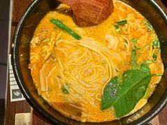 -银米·云南传统过桥米线(双廊黑金冠店)