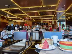 大堂-大中华希尔顿酒店-念自助餐·嗨啤·小龙虾