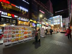 -BHC炸鸡(明洞总店)