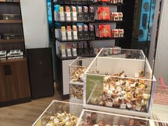 -Laderach 莱德拉(上海环贸iapm店)