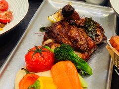 -théATRE茶聚场·餐厅(环球金融中心店)