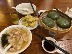 清明馃-汪一挑馄饨(老街店)