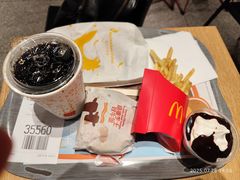 -麦当劳(中山公园龙之梦店)
