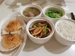 -美悦月子中心(财大店)