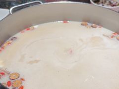 -尚尚仙·酸汤猪手·猪肚鸡火锅(华联万柳购物中心店)