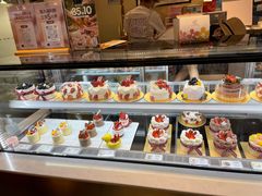 -花花卷卷·鲜食蛋糕(静安久光百货店)