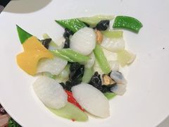 -高第街56号餐厅(泰安万达店)
