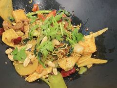 -醉人椒麻辣香锅(王府井喜悦店)