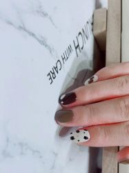 -槿里日式美甲工作室