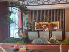 -双湖园·地标武汉菜(黄鹤楼解放路店)