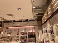 -泡泡玛特POPMART(国金街店)