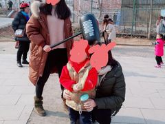 -淄博花灯齐彩城