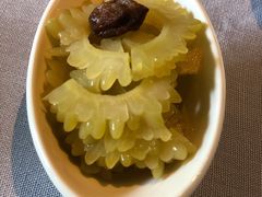梅子凉瓜-T館·花园艺术餐厅