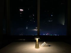 -OZONE 顶楼酒吧(香港丽思卡尔顿酒店)