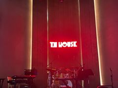 -TZ House音乐现场(来福士中心店)