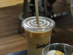 厚椰云南拿铁-Seesaw Coffee(环贸iapm店)