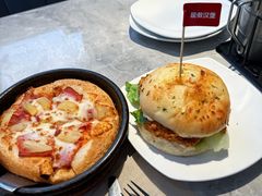-必胜客(威高广场店)