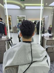 -苏豪路易士·嘉玛发廊