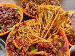 -玲玲米粉·新疆现炒米粉(大十字总店)
