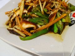 -哆喀美食广场(虎丘婚纱城店)