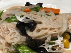 -郑庄脂渣海鲜楼(九水路店)