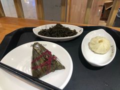 -凤起龙游老面包子(凯德晶品店)