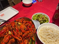 -龙巢盱眙龙虾·牛蛙·烧烤宵夜(八卦岭店)