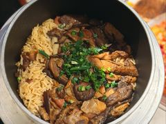 现焖宣威火腿牛肝菌焖饭-芸山季·云南山珍菌火锅(南翔印象城MEGA店)