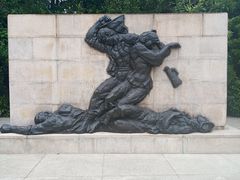 -上海市龙华烈士陵园