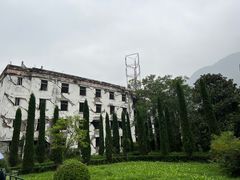-四川汶川特大地震漩口中学遗址