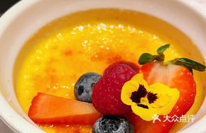Caramel Custard with Fresh Mixed Berries