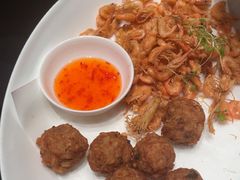 -江间有味·拼烧·鱼鲜·粤式靓汤(汉口江滩店)