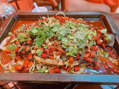 -小雷家烤鱼家常菜