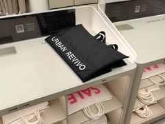 -URBAN REVIVO(七宝领展广场店)