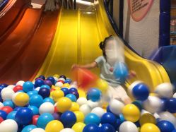 -奇乐儿儿童主题公园(惠润广场店)