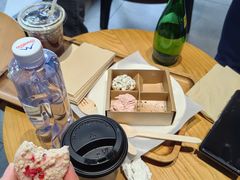 -星巴克臻选(郑州国贸360广场店)