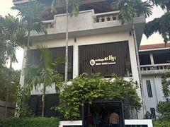 -Neary Khmer Restaurant